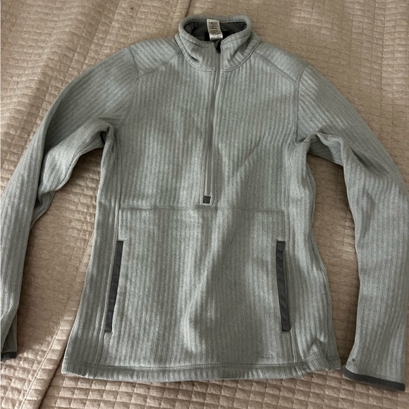 Patagonia 1/2 Zip - Picture 1 of 2